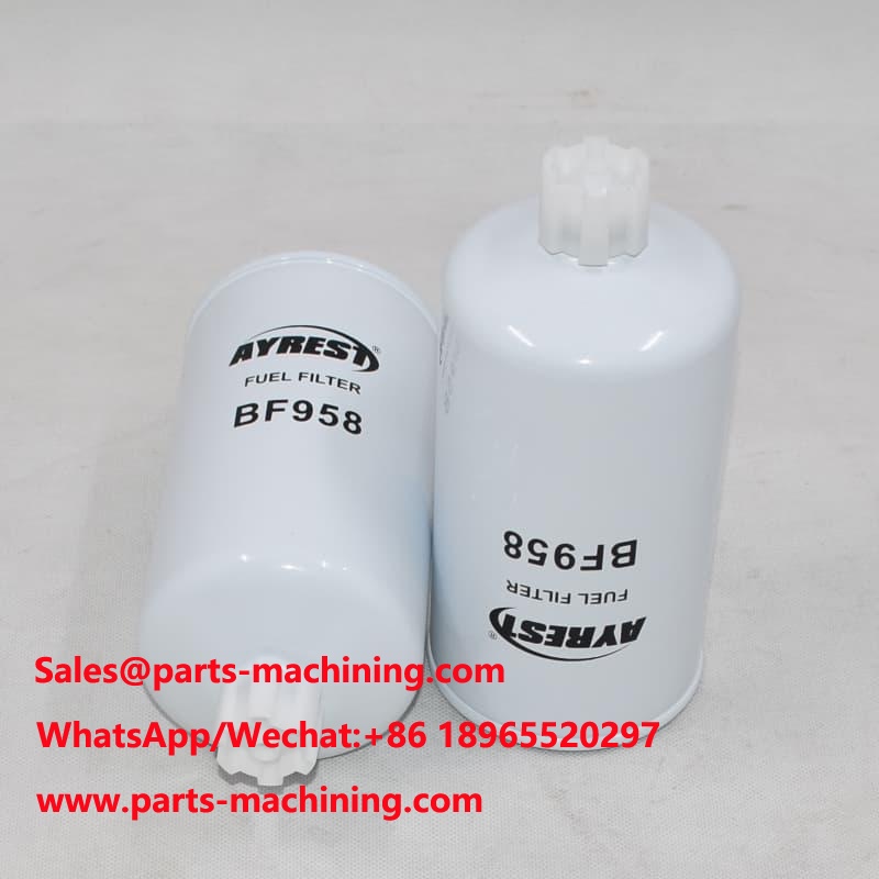 Kraftstoff-Wasserabscheider-Filterwechsel BF958