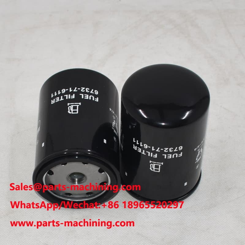 KOMATSU 520C Kraftstofffilter 6732-71-6111 P553004 BF788 3903640
